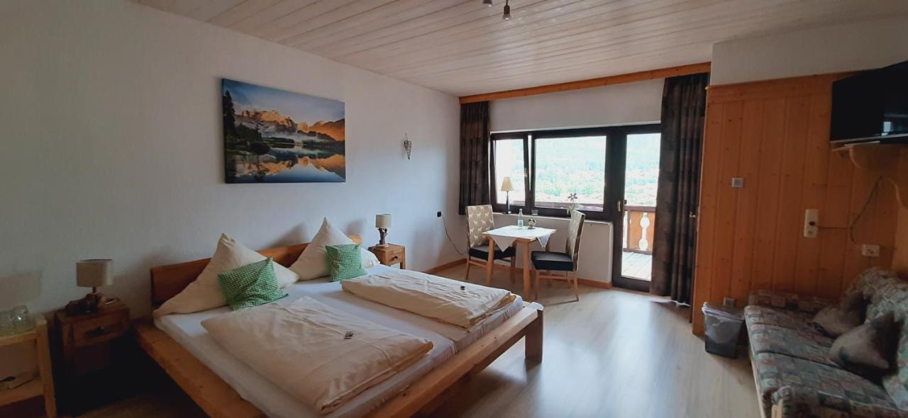 Alpenappartements Schwalbennestl Митенвалд Екстериор снимка
