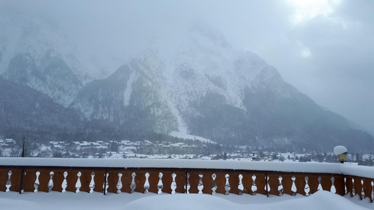 Alpenappartements Schwalbennestl Митенвалд Екстериор снимка